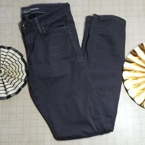 Level 99 Denim Skinny Straight size 28